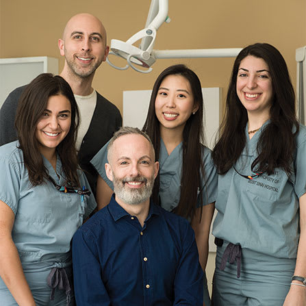 Dr. Bruce Freeman | Professeur(e) de Dentisterie